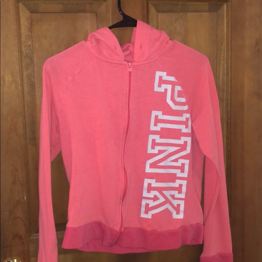 vs pink sweater